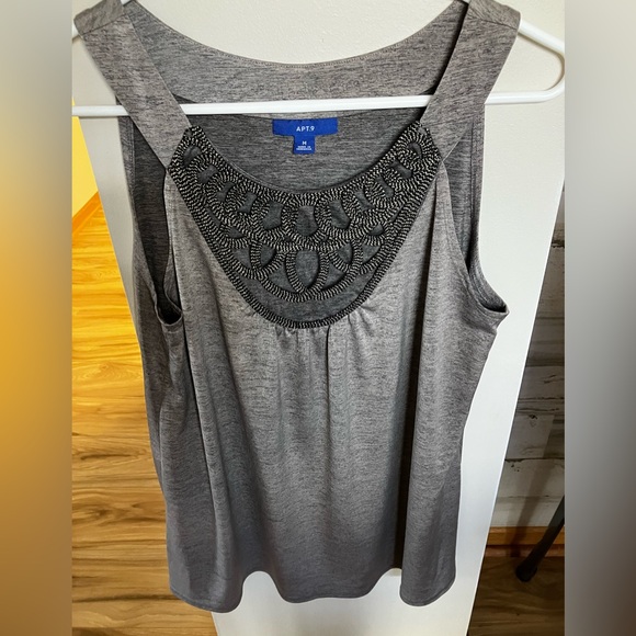 Women’s Apt. 9 Sleeveless top, dressy or casual.  Like new! Bronze color - Picture 4 of 5